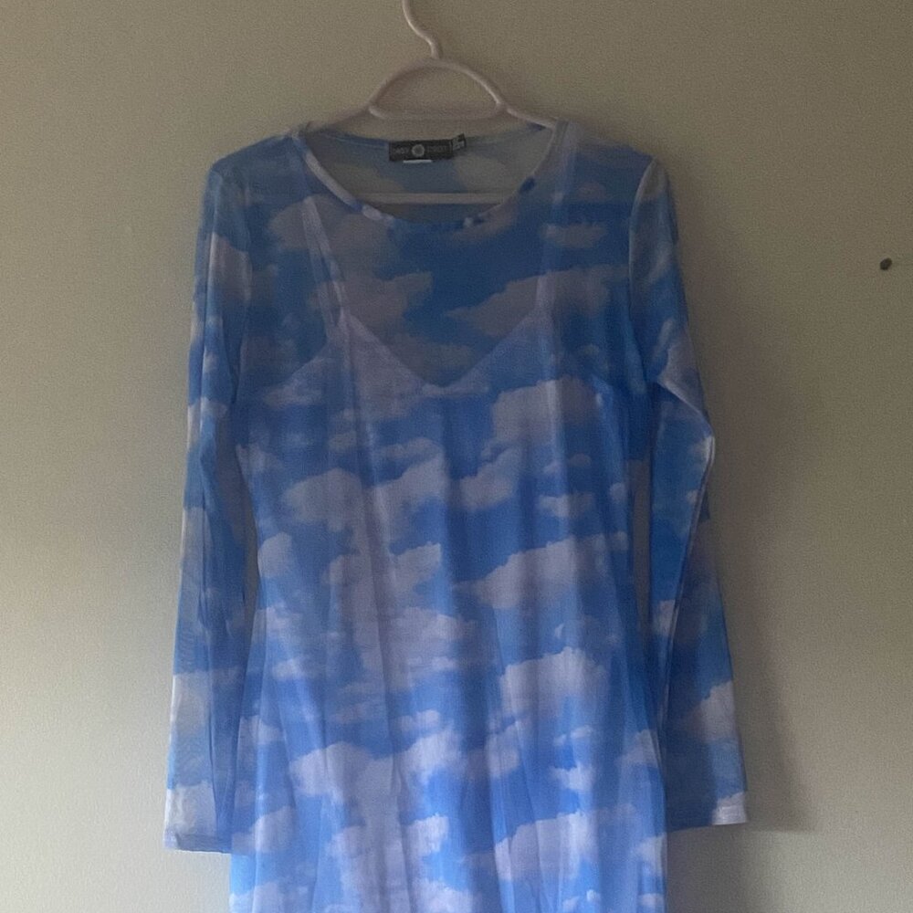 Cloud dress motel